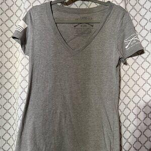 Grunt Style Women's Gray V-Neck Tee